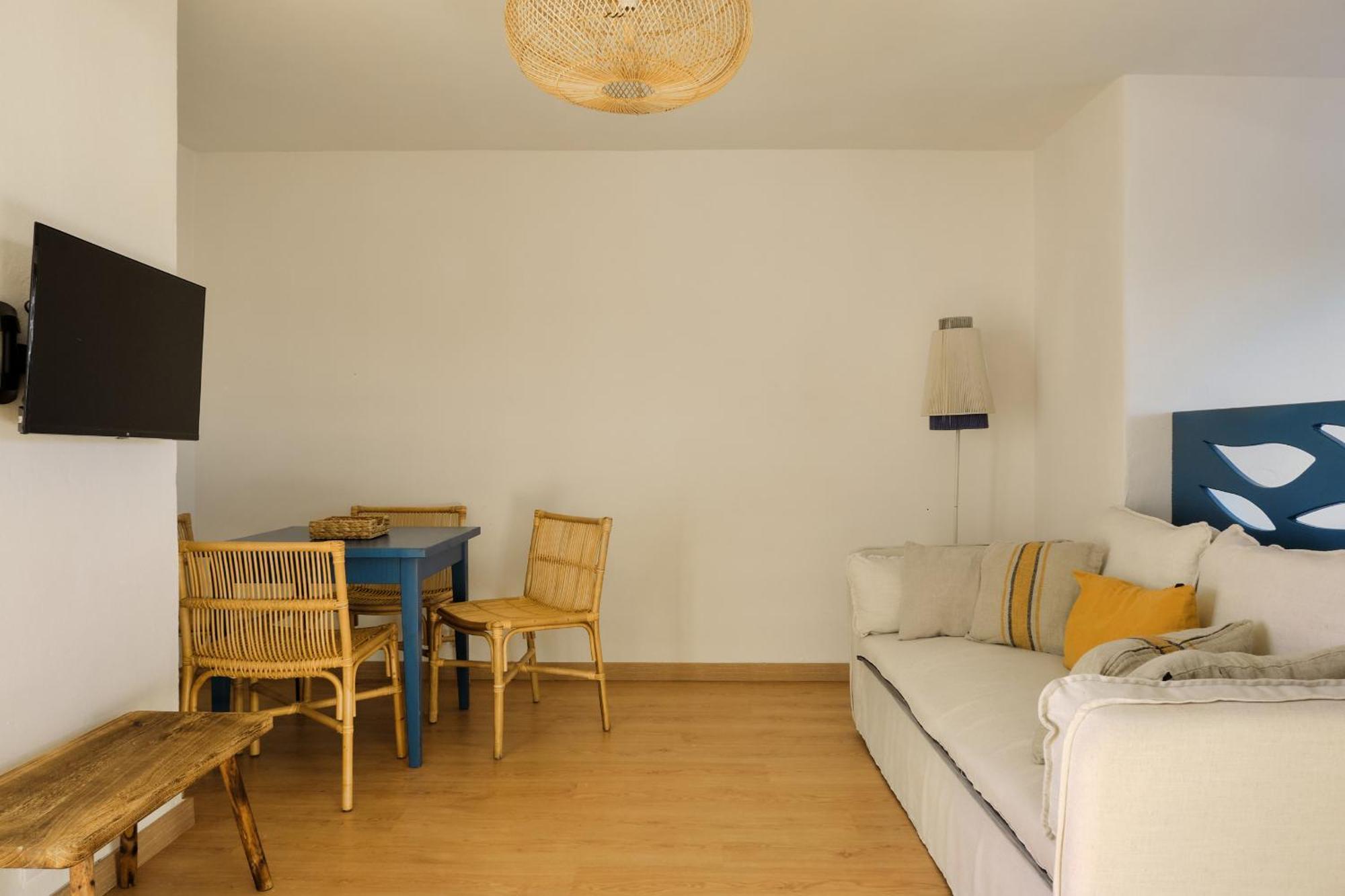 Arenal D'En Castell South Apartment Екстериор снимка