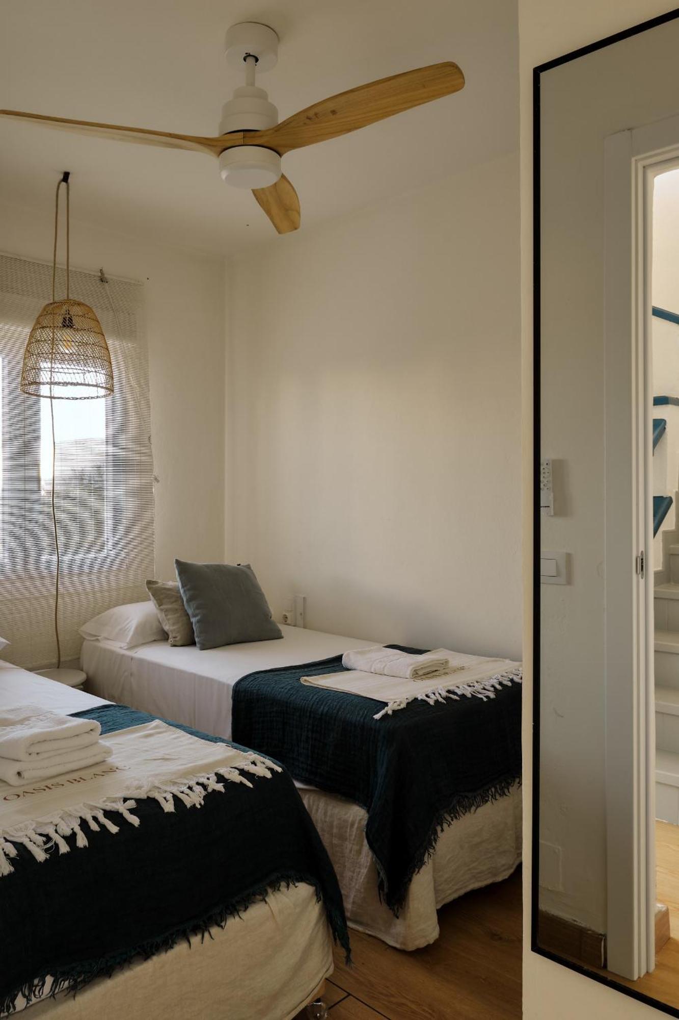 Arenal D'En Castell South Apartment Екстериор снимка