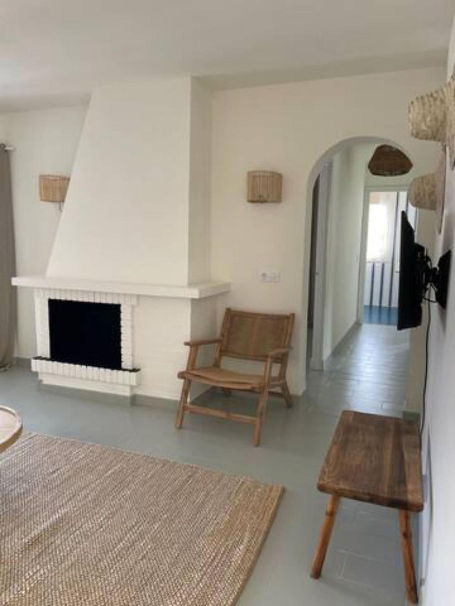 Arenal D'En Castell South Apartment Екстериор снимка
