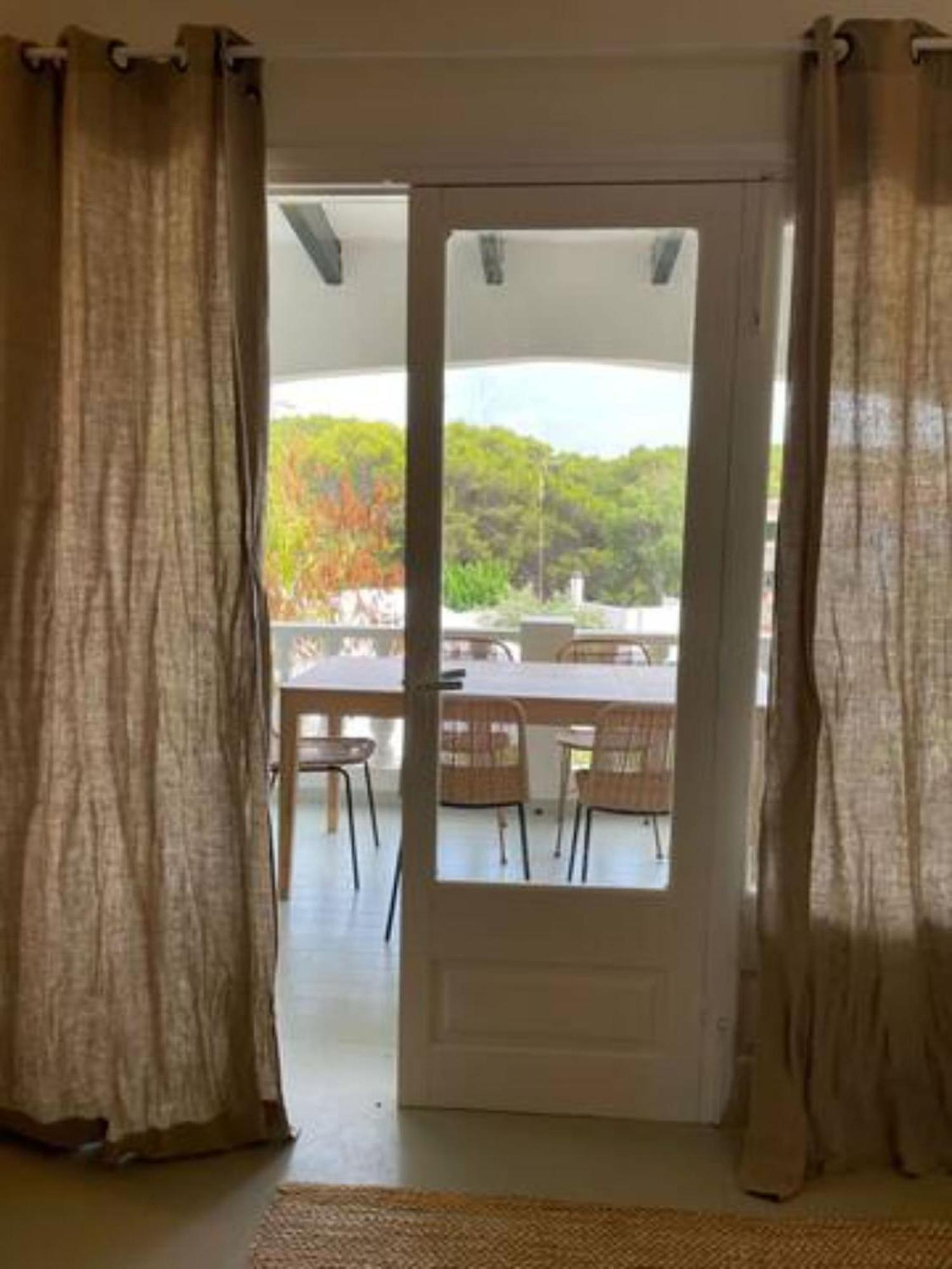 Arenal D'En Castell South Apartment Екстериор снимка